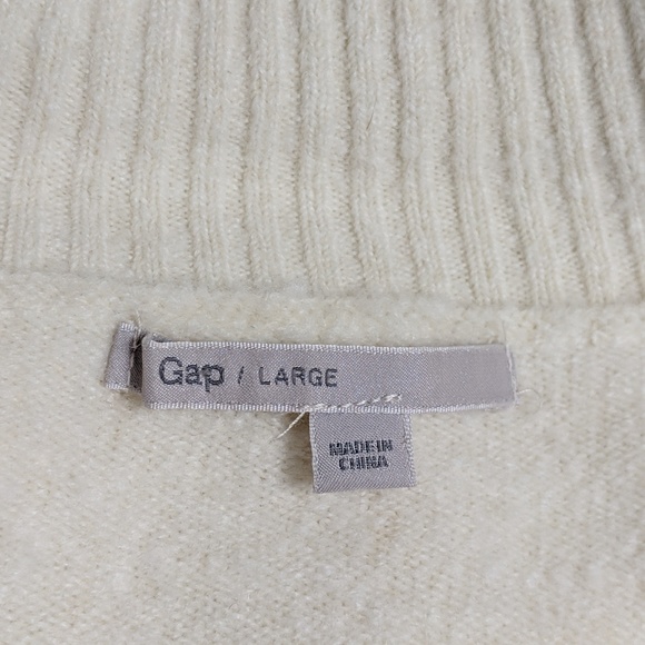 GAP Colorblock Sweater - Picture 5 of 8